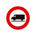 entrada prohibida a vehiculos de transporte de mercancias